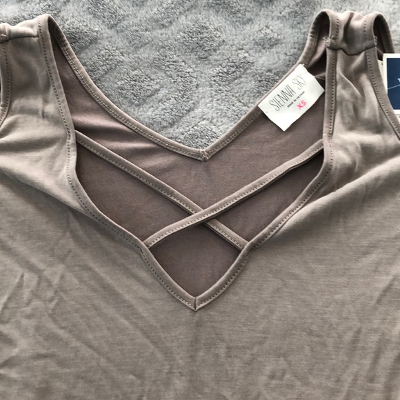 NEVER WORN Marshall’s flowy top - Picture 3 of 3